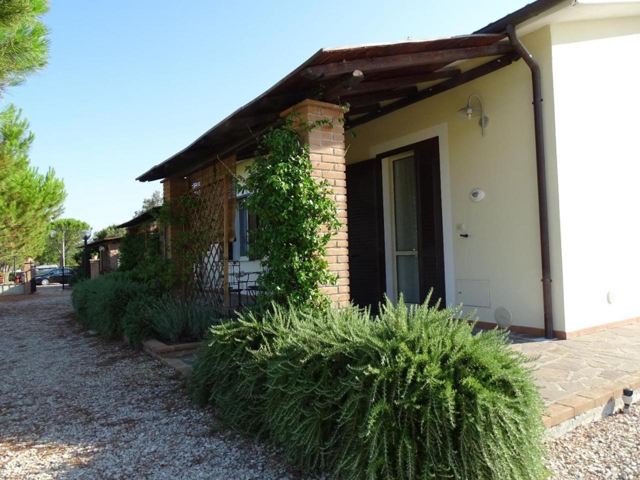 Residence Terra Dei Santi Country House Spello Buitenkant foto