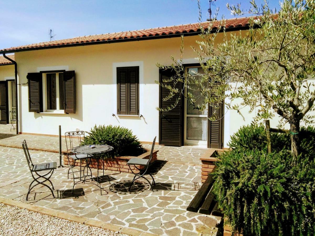 Residence Terra Dei Santi Country House Spello Buitenkant foto