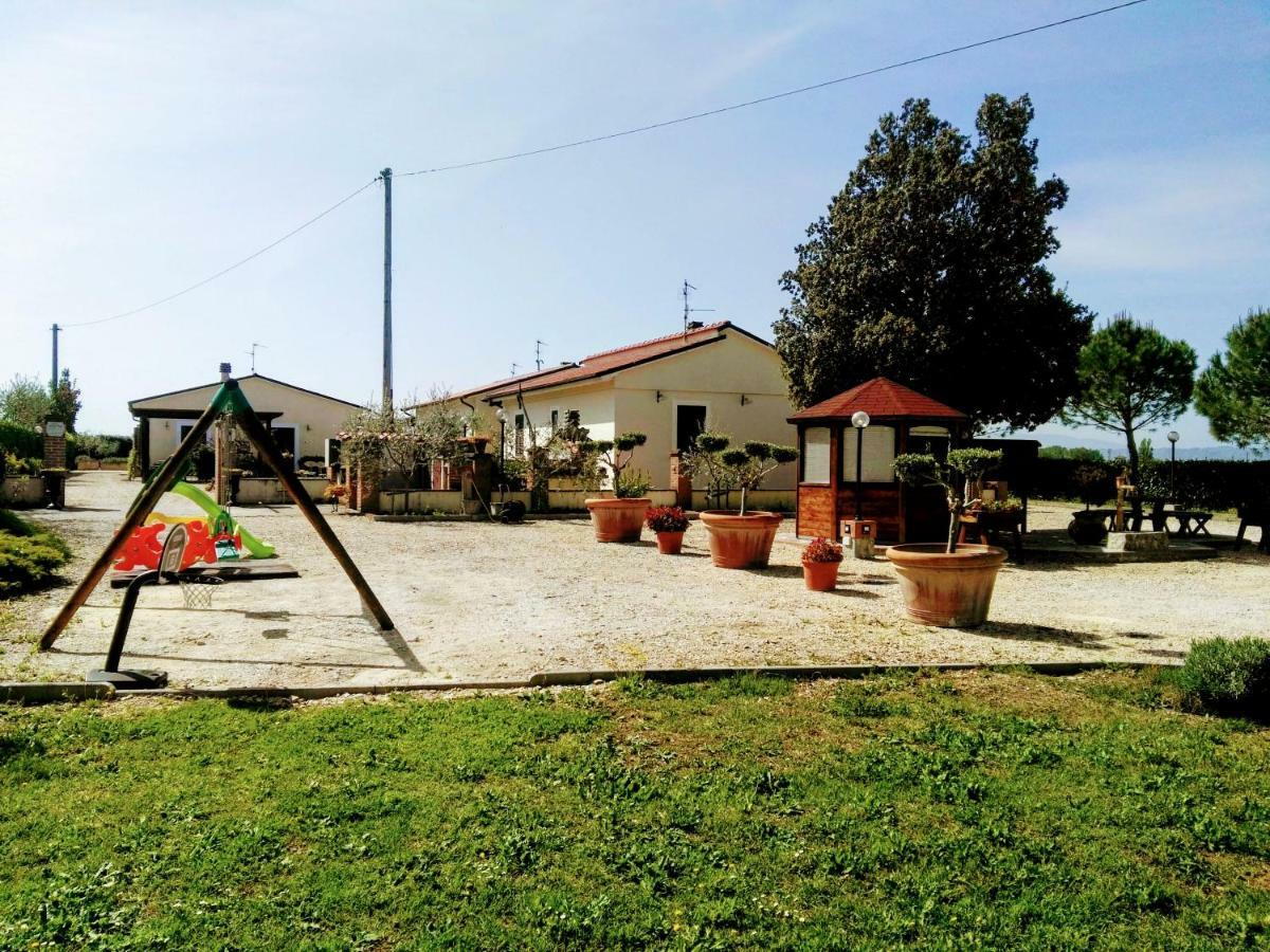 Residence Terra Dei Santi Country House Spello Buitenkant foto