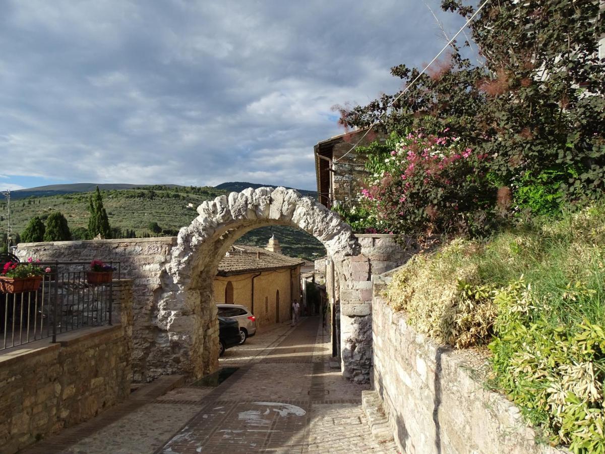 Residence Terra Dei Santi Country House Spello Kamer foto
