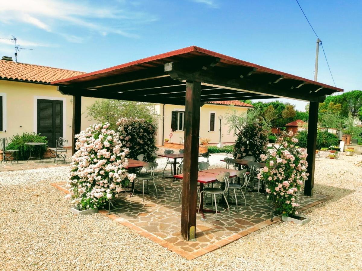 Residence Terra Dei Santi Country House Spello Buitenkant foto